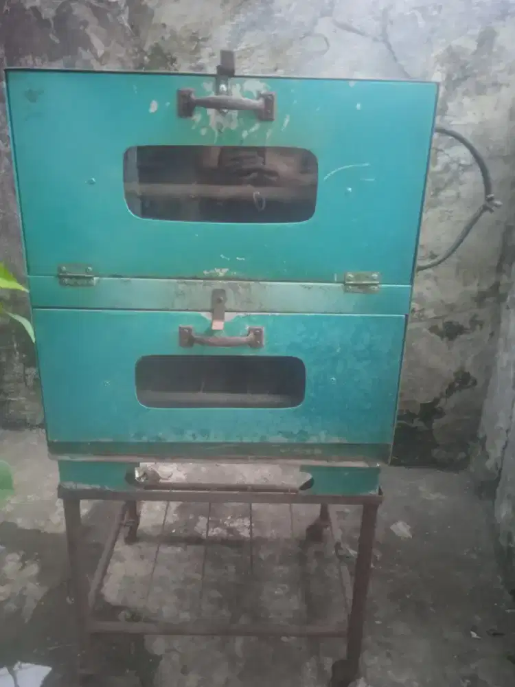 Jual cepat aja lagi BU, Oven gas 2 susun ukuran P 55, L 50, T 57