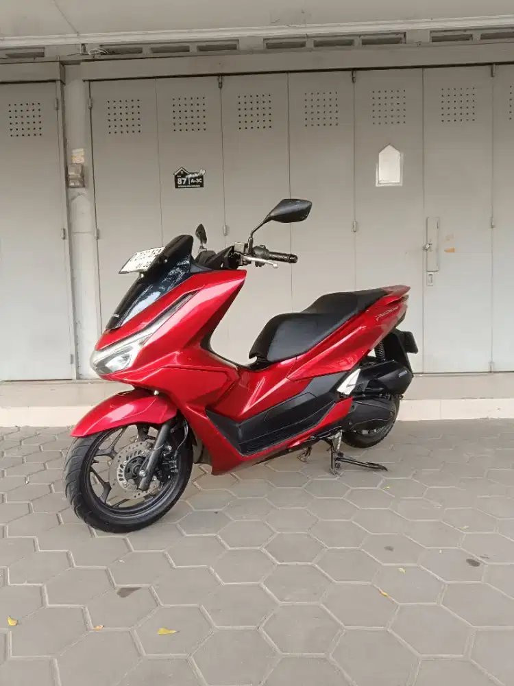 Honda PCX 160 CBS 2024 mulus istimewa