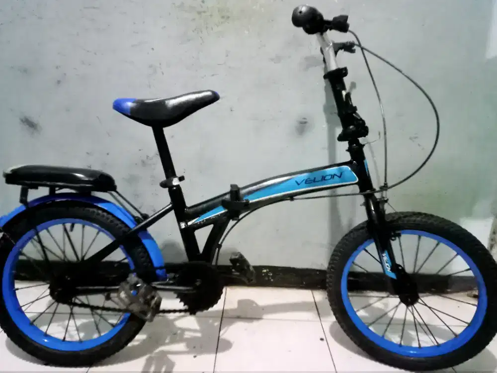 Dijual sepeda lipat merk VELION ring 16 kondisi msih bagus Kker normal
