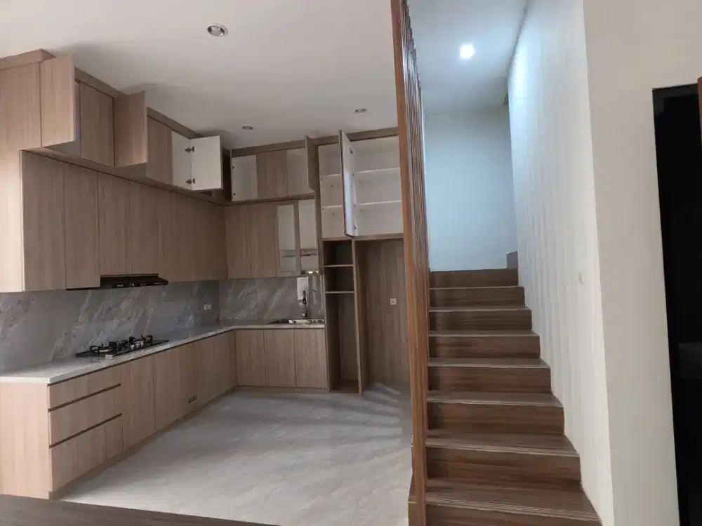 Dijual Rumah di Pinang Emas, Pondok Indah. Brand New.