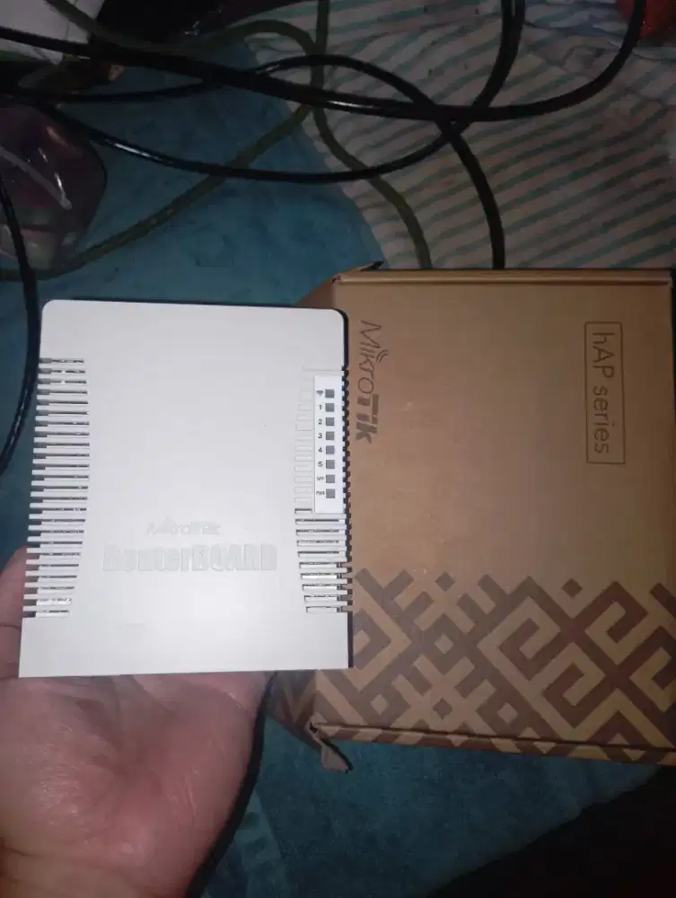 mikrotik rb962uigs 5hact2hnt