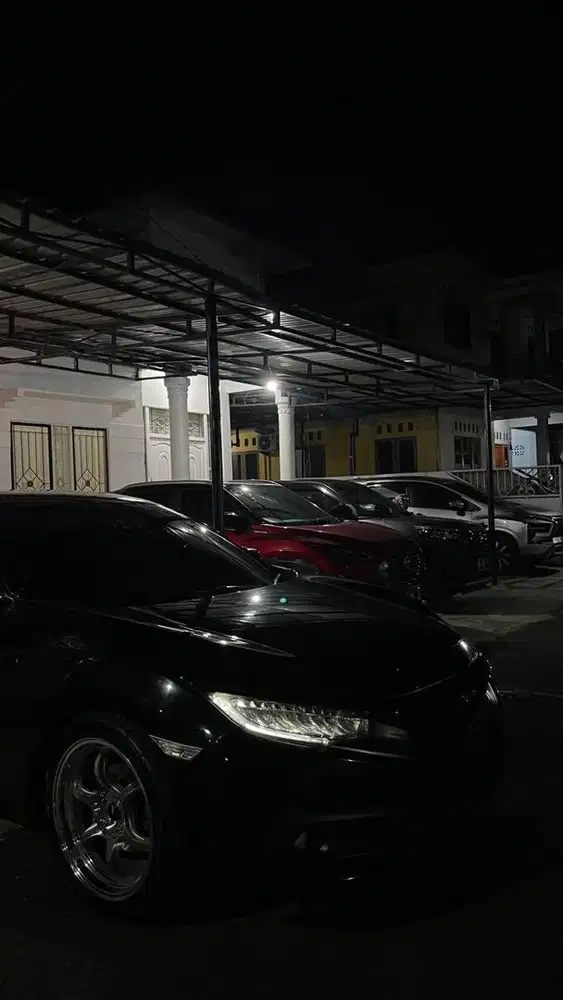 Dijual civic turbo sedan 2016
