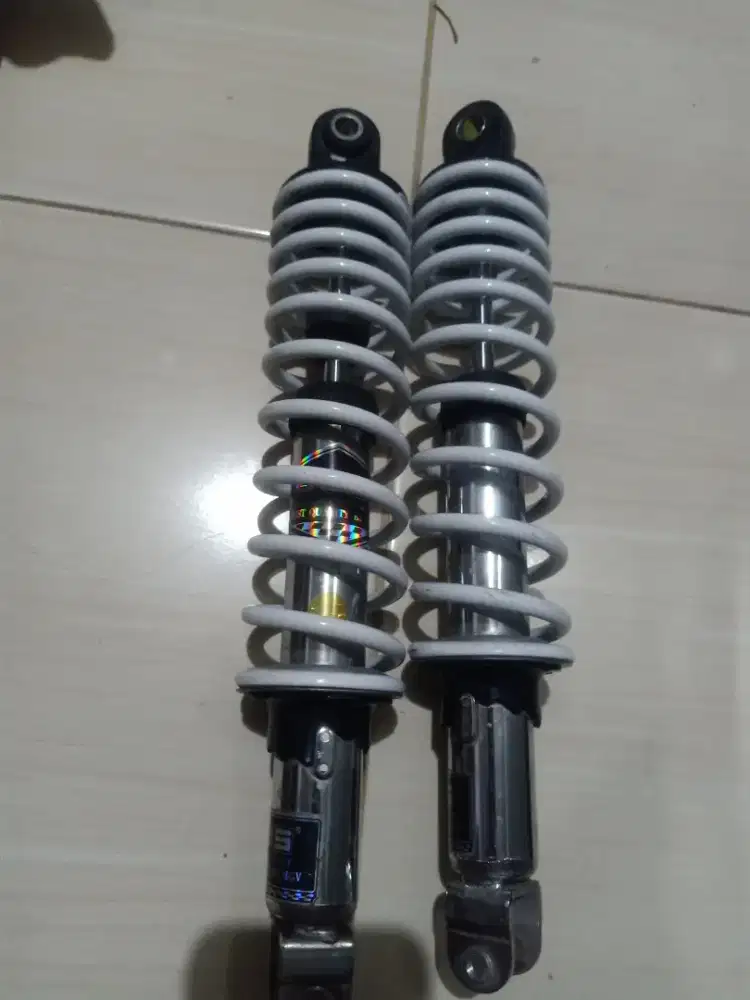 Shokbreker belakang bekas nmax old