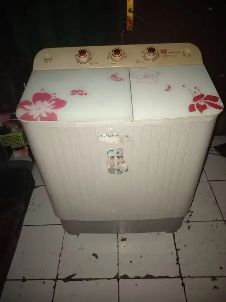 MESIN CUCI 2 TABUNG MERK DAIMITSU 8KG