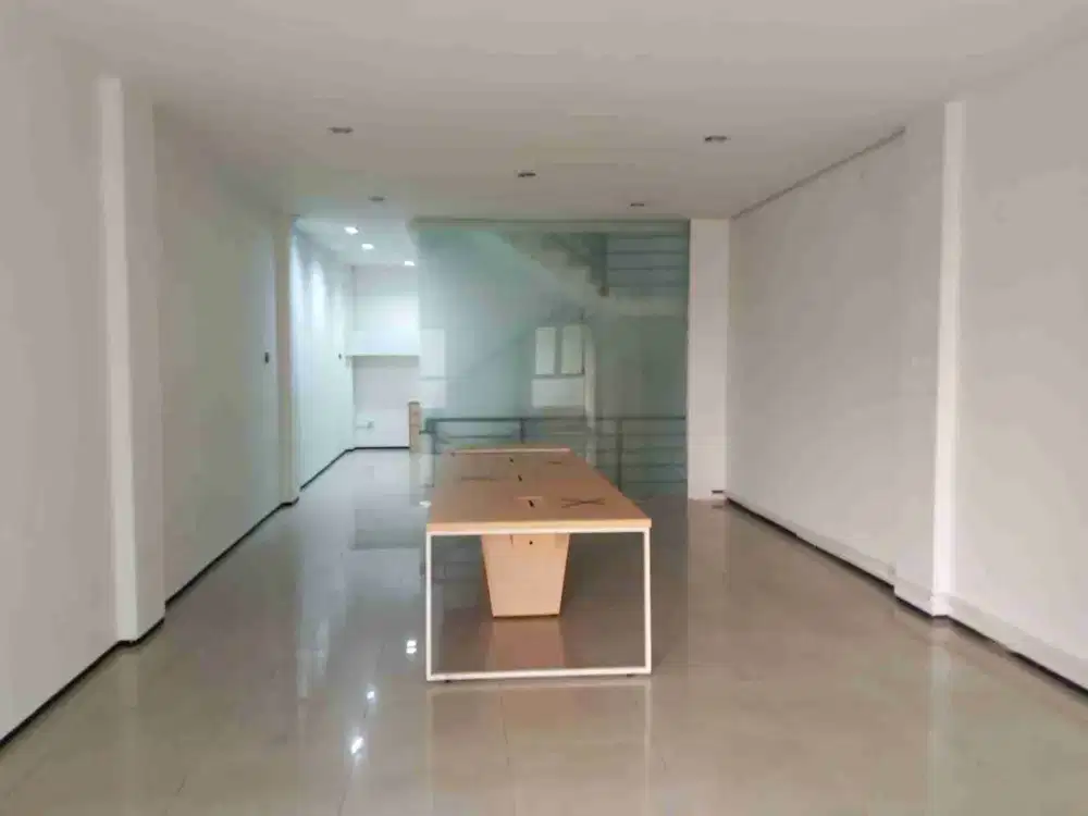 sewa ruko komersil 4 lantai Gandaria Jakarta selatan
