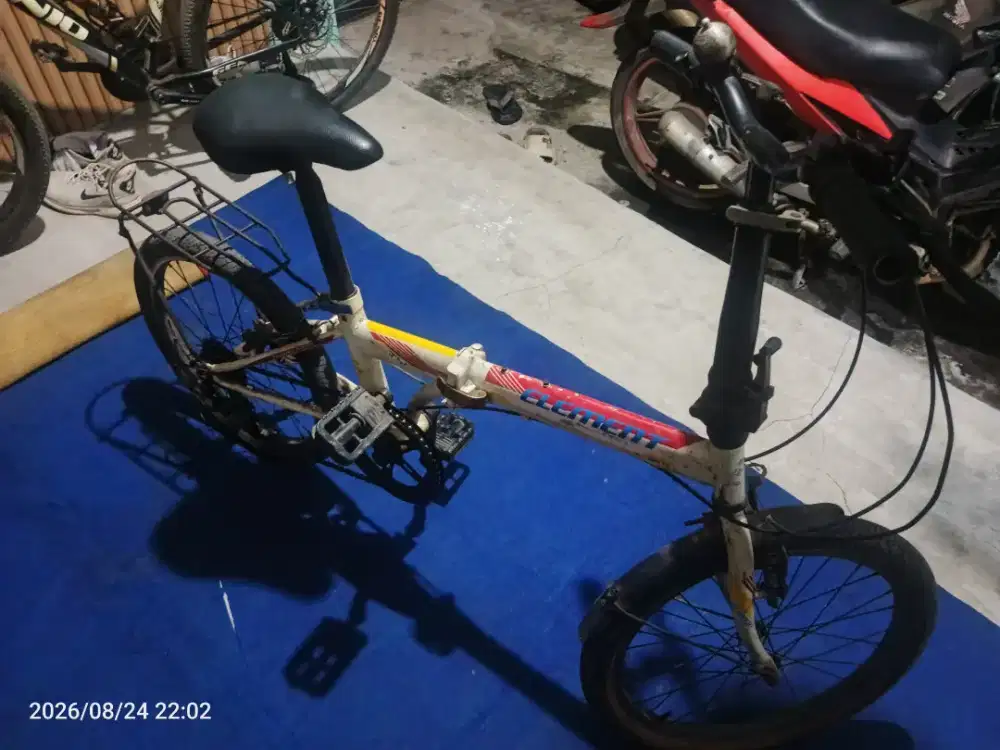 Sepeda lipat element city