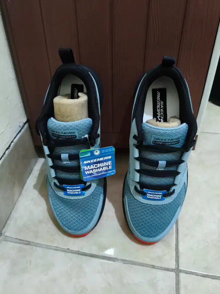 Sepatu Skechers Go Run Pulse