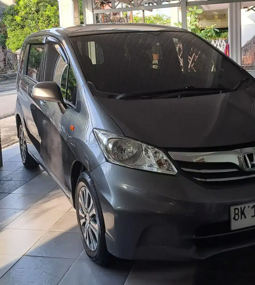 Honda Freed S 2012