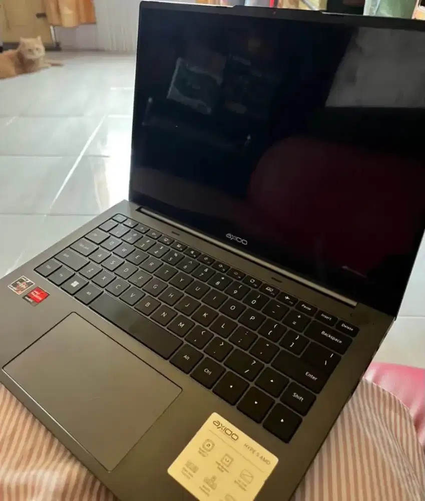Axioo hype 5 ,Ryzen 5 6600H ram 16gb DDR5, SSD 512gb layar,,full 14 hd