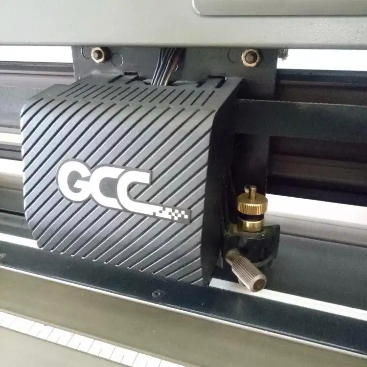 Mesin cutting sticker gcc jaguar IV 61cm
