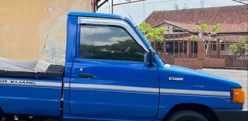 BU -- Kijang PICK UP ASLI - mesin sehat