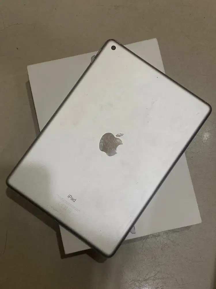 Second Like New iPad Gen 6 iBox 128 Gb