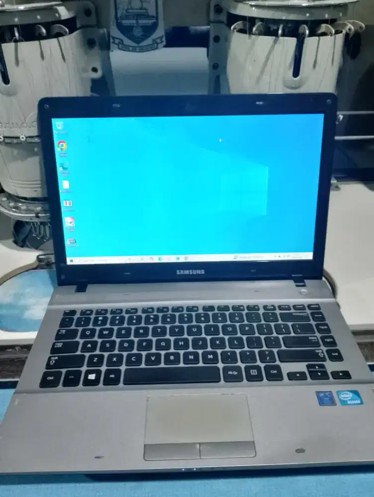 Laptop SAMSUNG 847