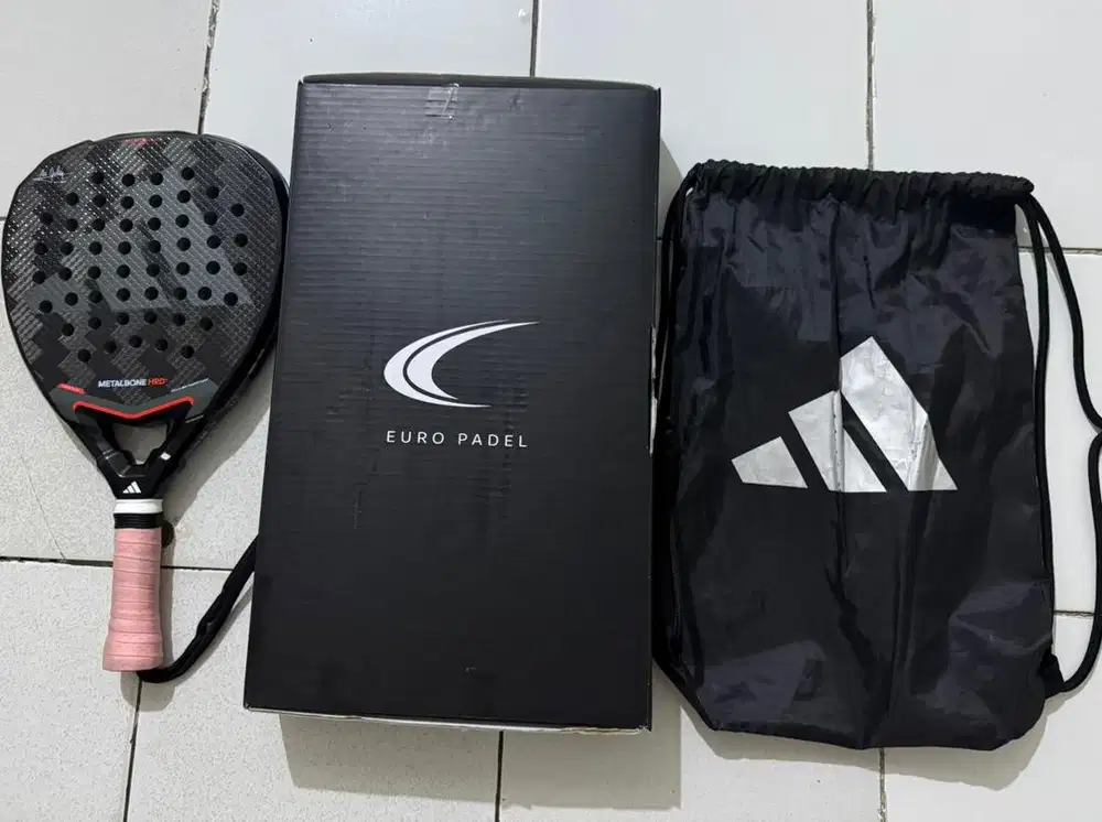 Dijual raket pade Adidas metalbone Hrd+ mulus