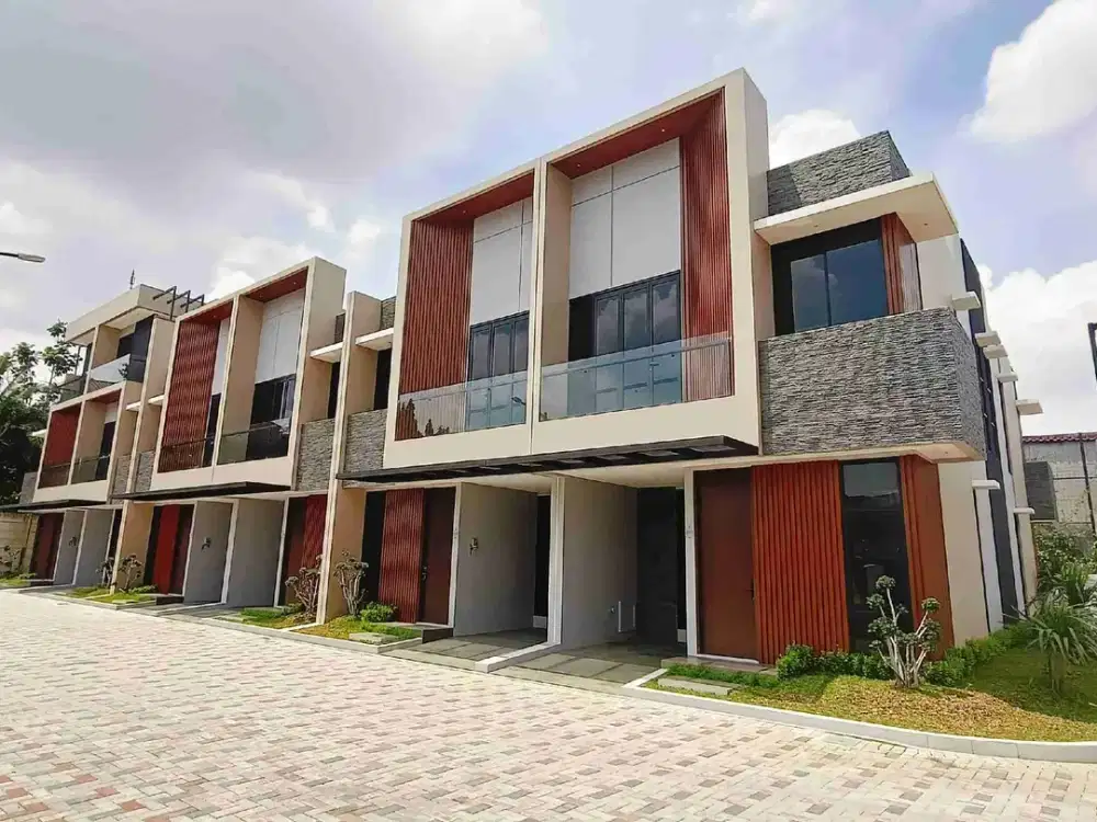 Rumah 2 Lantai 3 Menit ke Tol Meruya, Jakarta Barat