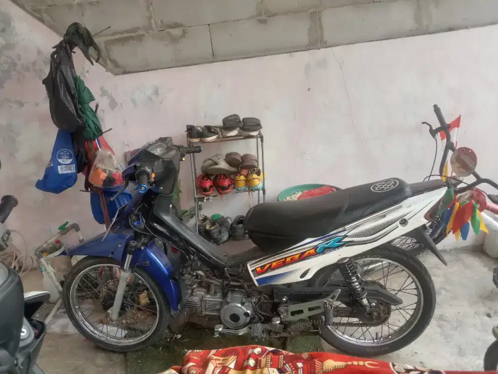 Vega R old 2005