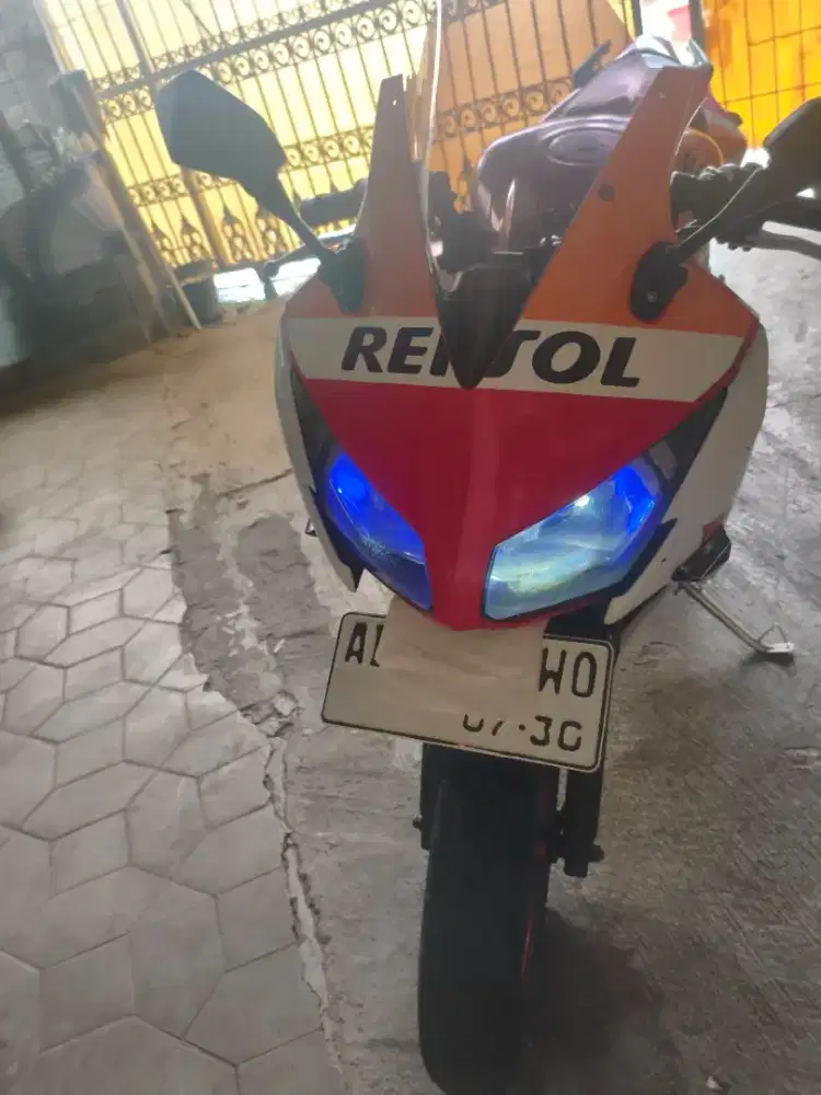 Honda cbr repsol