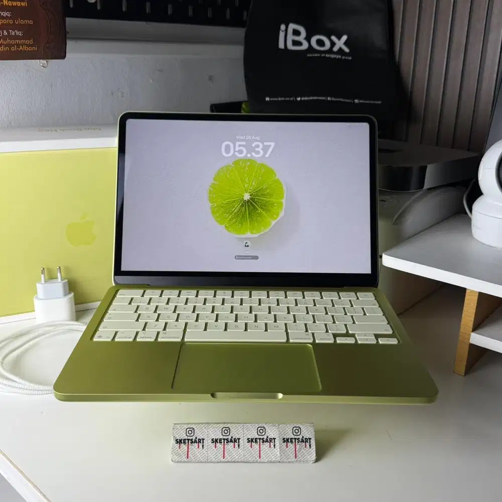MacBook Neo 8/256gb Citrus iBox Garansi Resmi Juni 2027