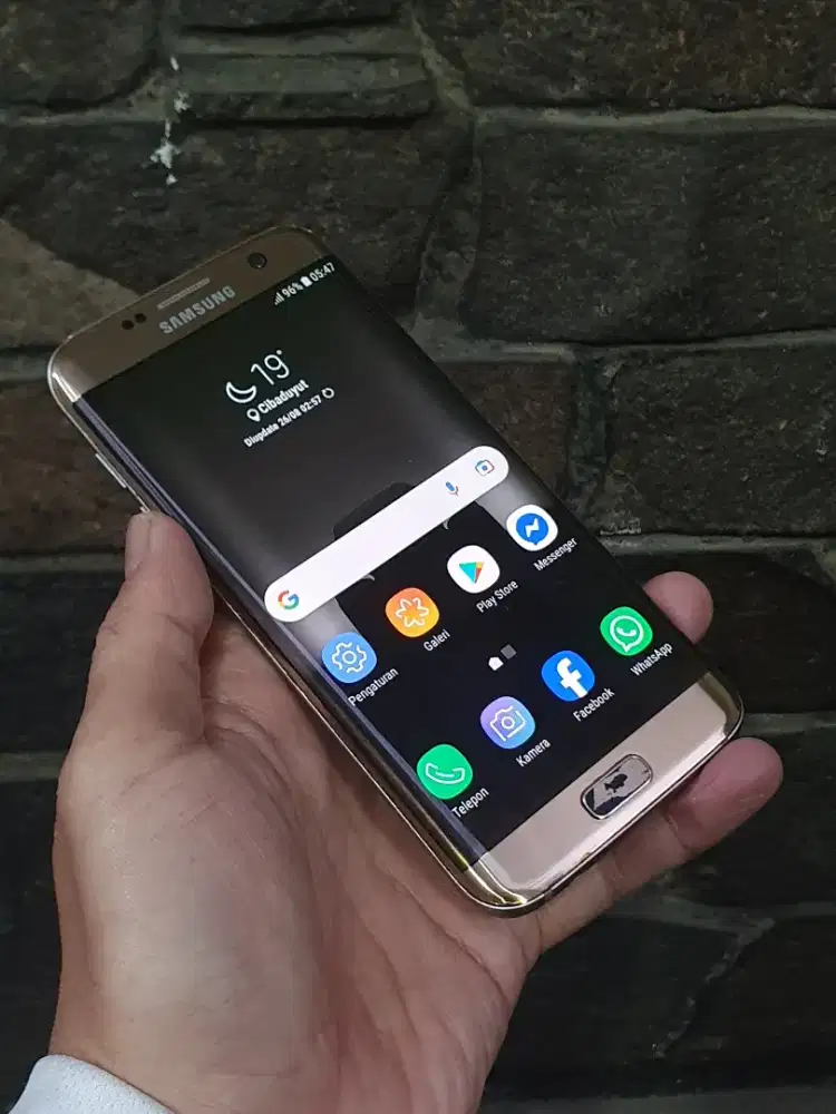 Samsung s7edge 4/32