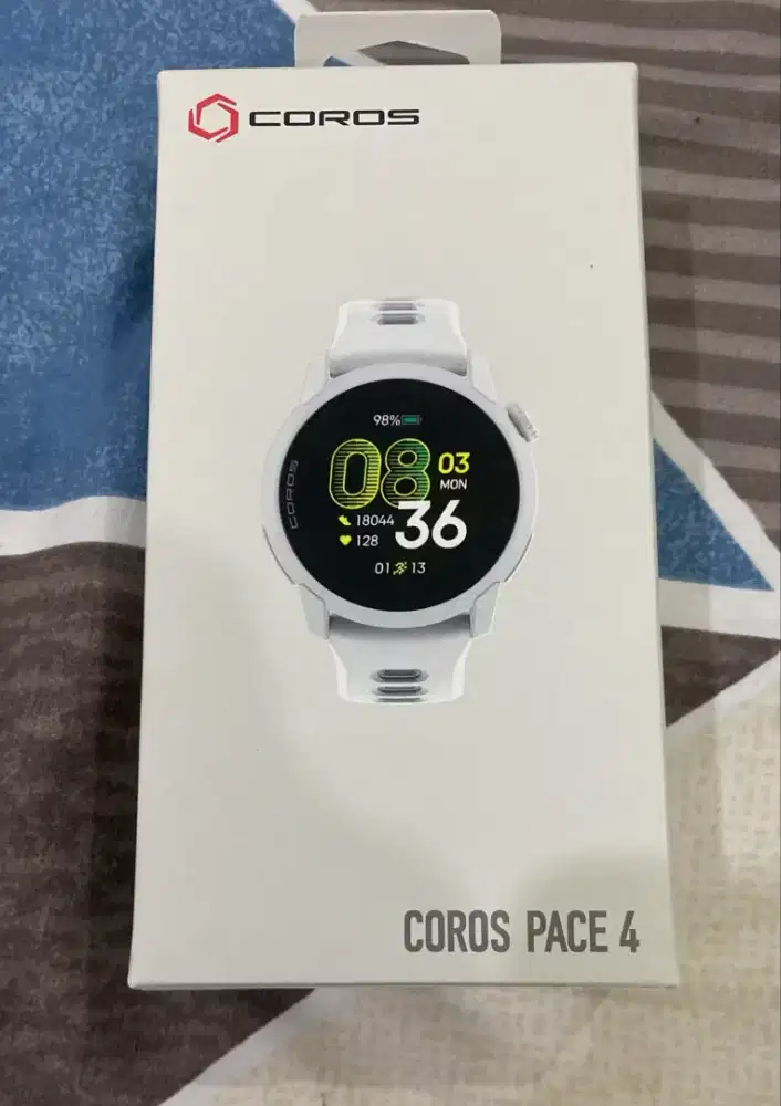 Coros PACE 4 (White)