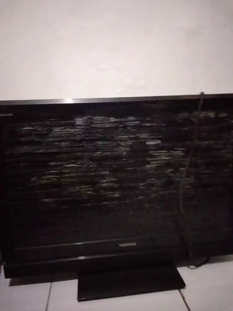 Tv bekas merk toshiba