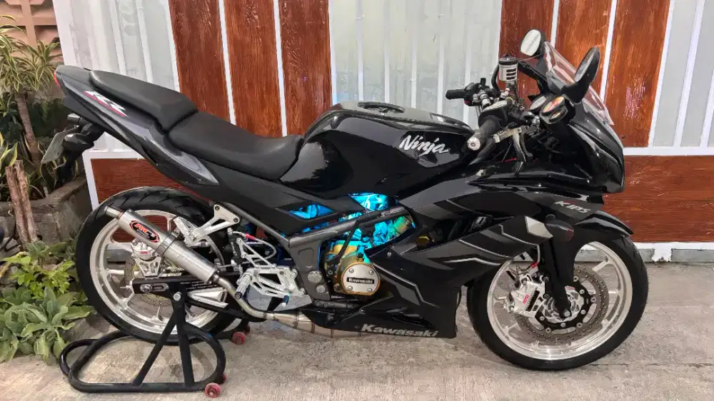 DIJUAL KAWASAKI NINJA 150 RR NEW SIAP PAKAI
