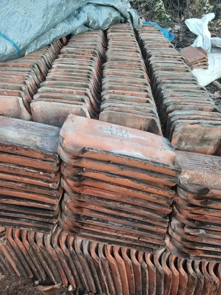 di jual genteng jatiwangi bekas kondisi bagus