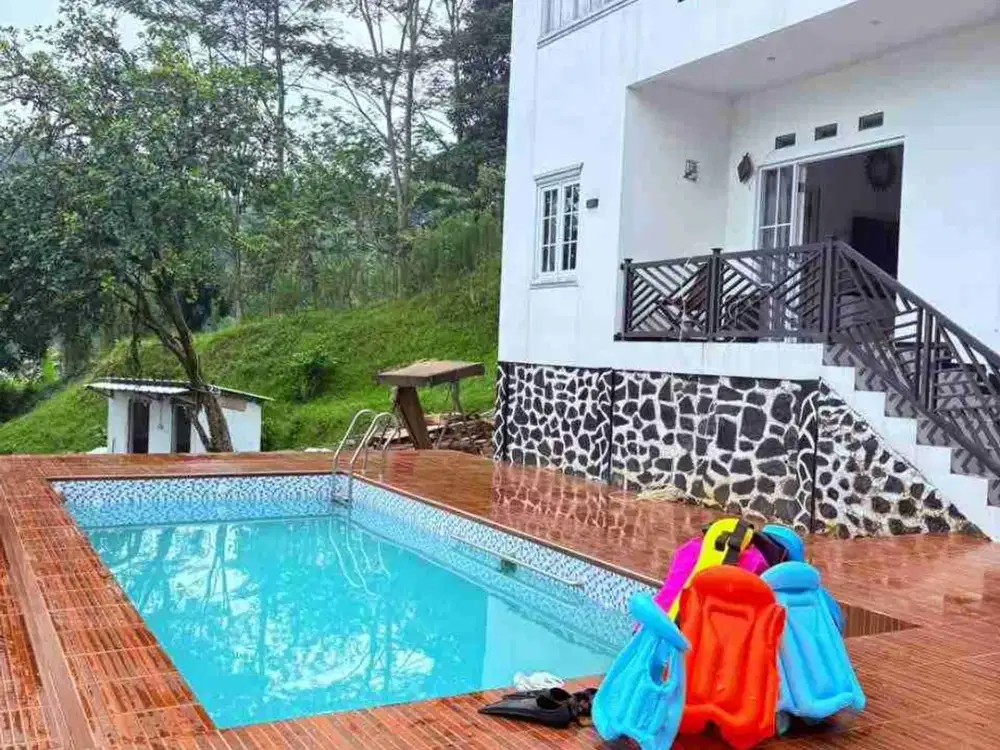 Dijual Villa Cantik Terawat di Banjaran Bandung