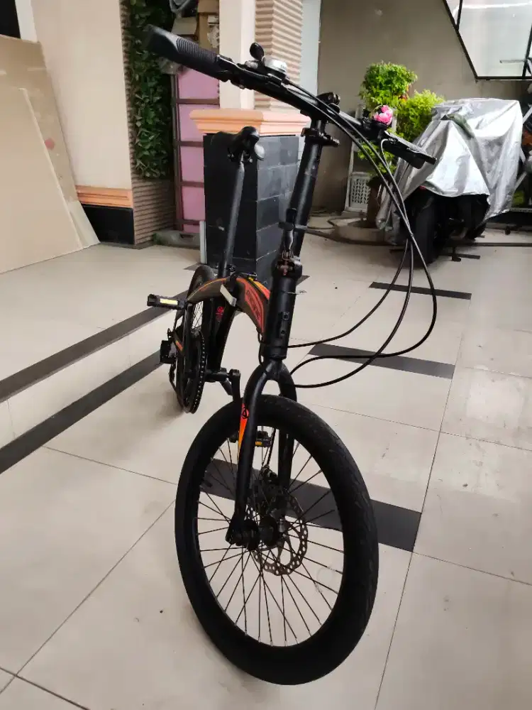 Sepeda lipat  pasific folding bike 20