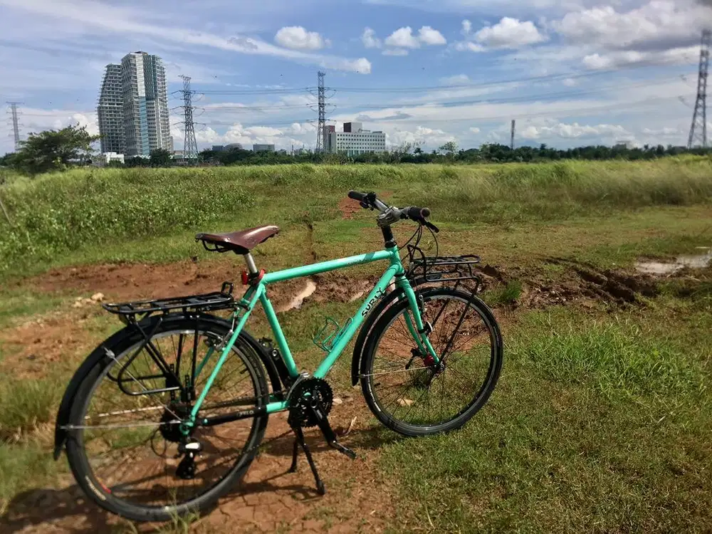 Sepeda touring klasik kalcer