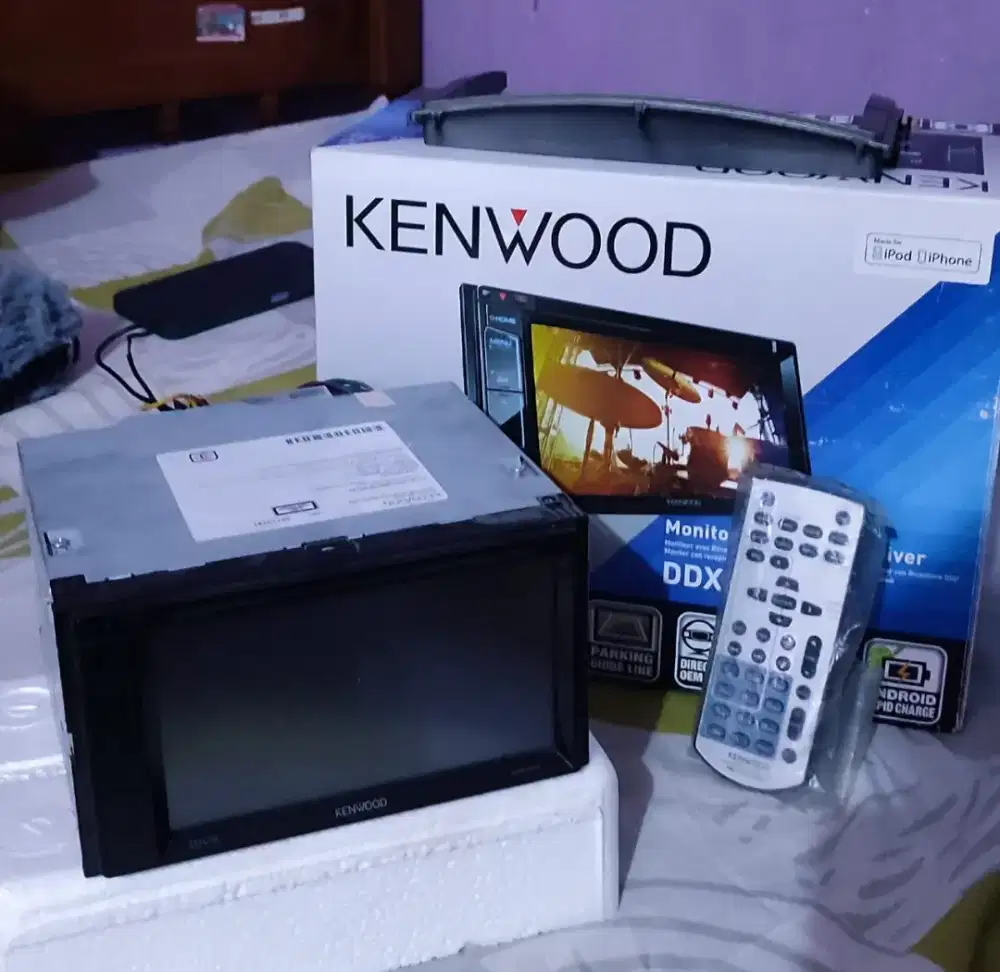 Head unit kenwood DDX316
