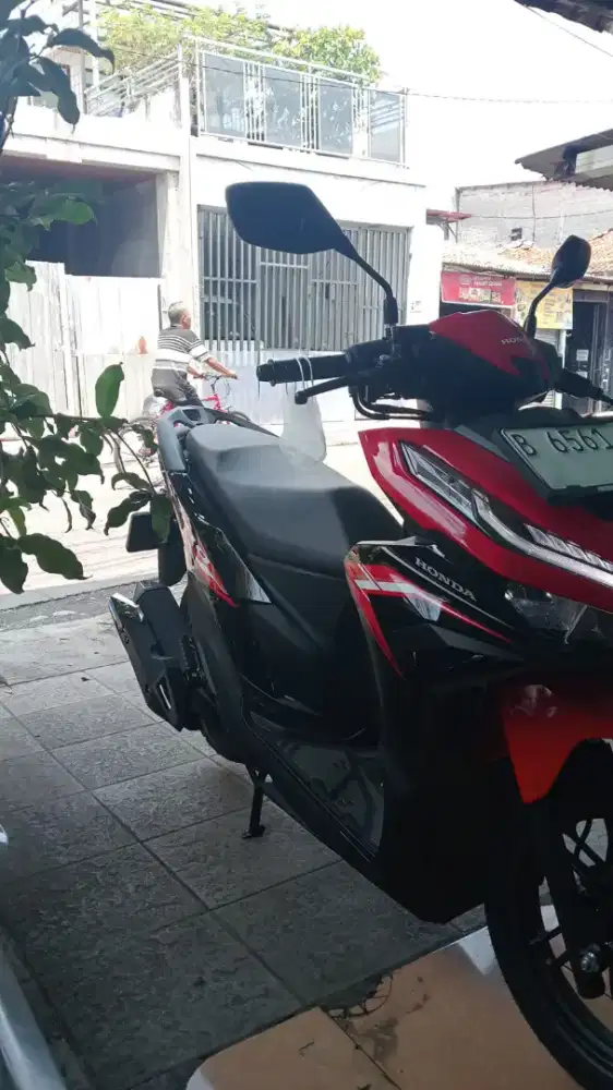 Dijual Motor Vario CBS ESP– Mulus, Terawat, Siap Pakai