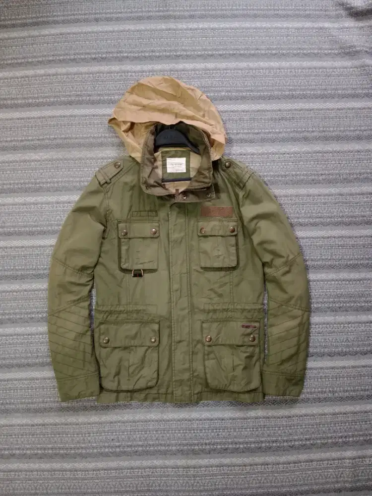 Jaket parka military TBJ NEARBY size L