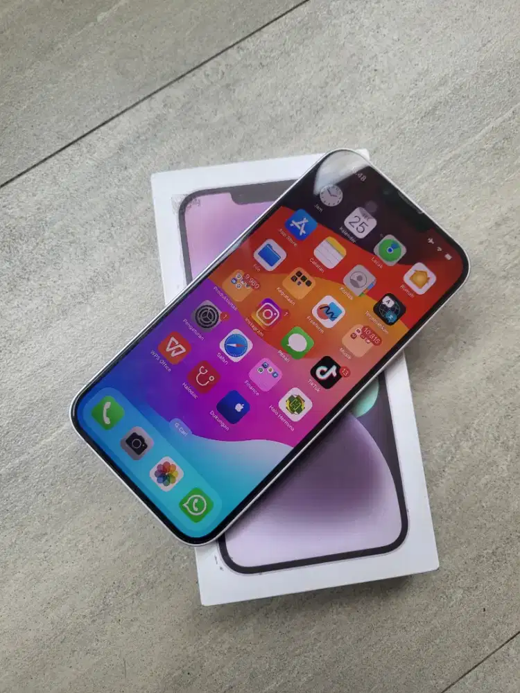 Jual cepat iphone 14 plus 128GB Fullset