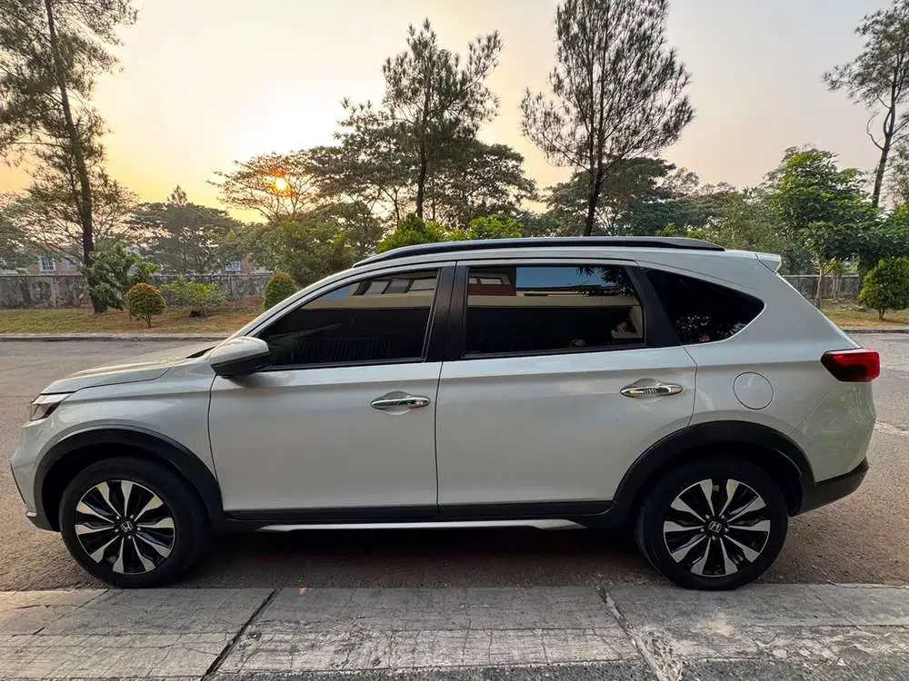 Honda BR-V 2023 Bensin