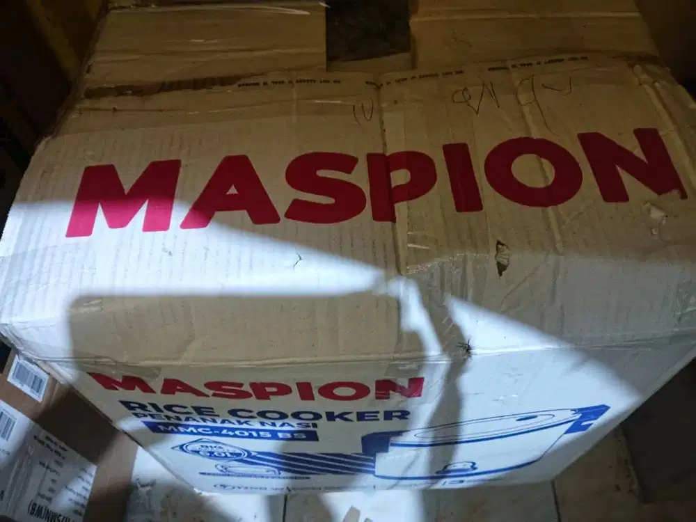Rice Cooker ( Penanak Nasi ) Merek Maspion kapasitas 6.0 L