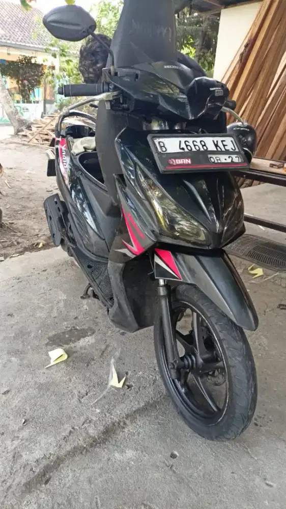 Vario esp stater halus THN 2017 plat B Jakarta