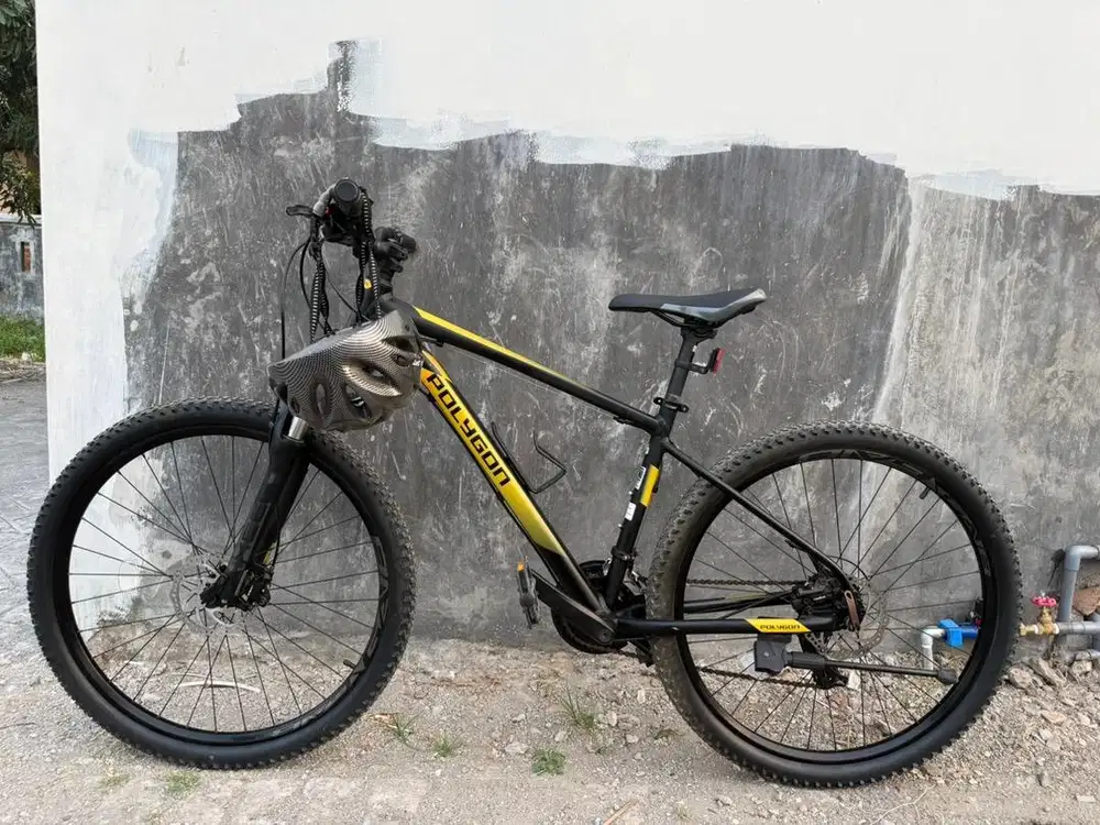Mtb Polygon Cascade 4 27.5 free helm