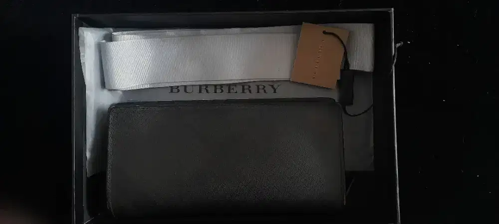 Dijual dompet burberry original murah di jakarta barat