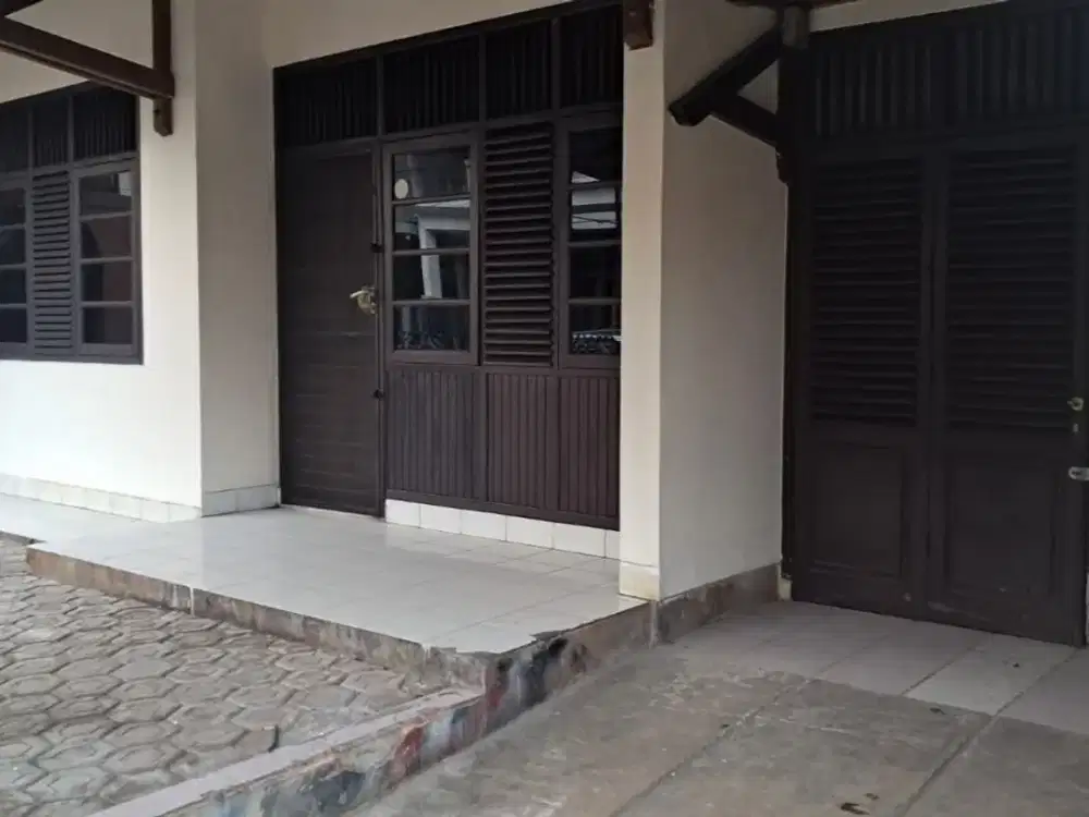 Rumah Luas Siap Huni di Turangga dkt Buah Batu Bandung
