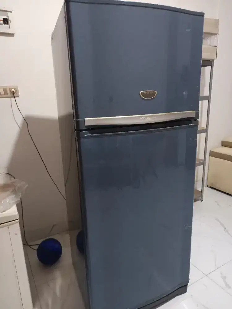 Kulkas 2 Pintu SHARP