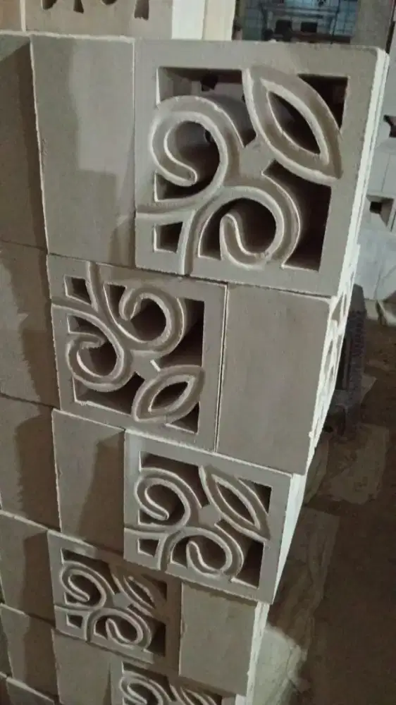Kami menjual berbagai macam roster beton