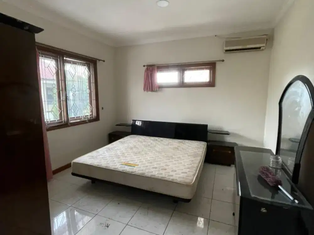 Disewakan Rumah Graha Family