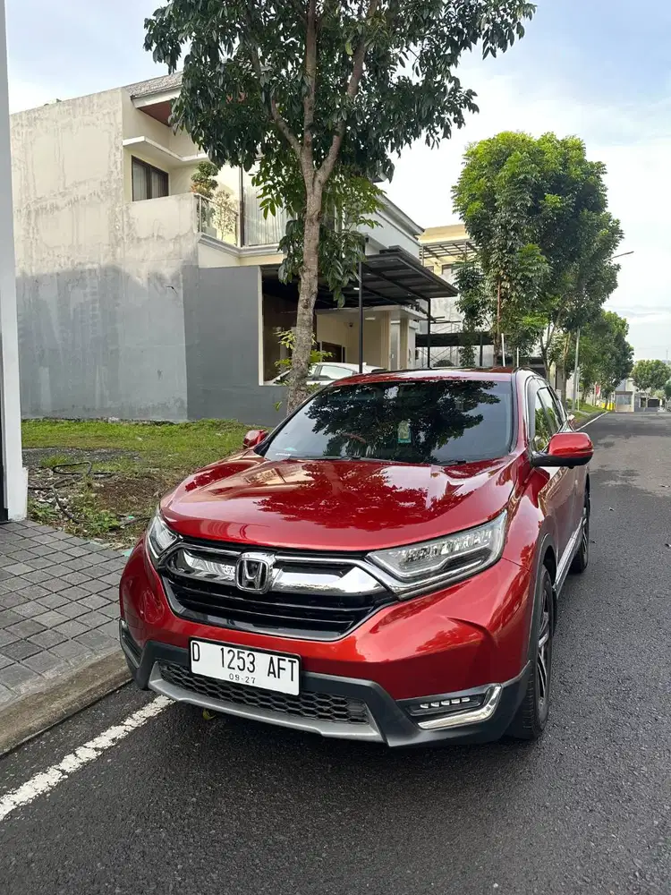 Jual  mobil CRV merah prestige tipe tertinggi 2017 bagus terawat