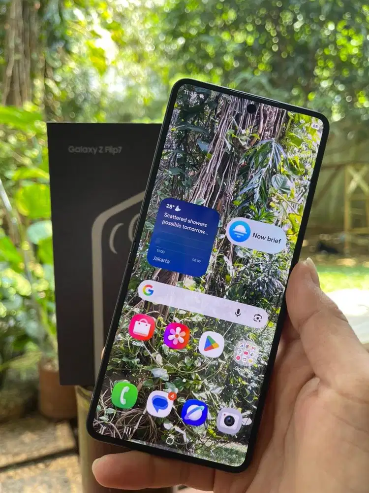 Samsungs Z Flip 7 512gb SEIN Fullset Garansi SEIN On