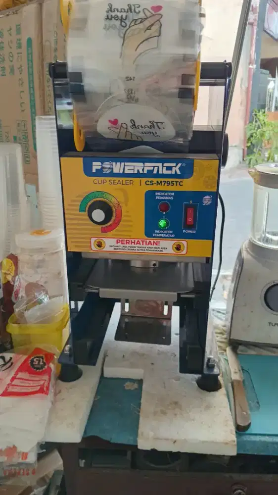 Cup seller untuk gelas
