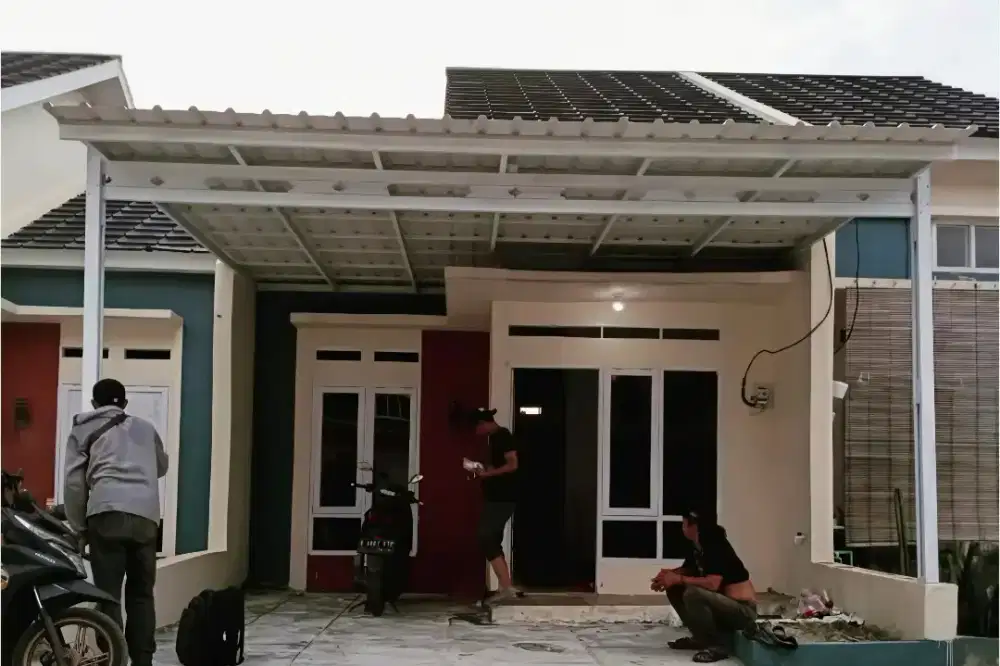 Pasang kanopi baja ringan