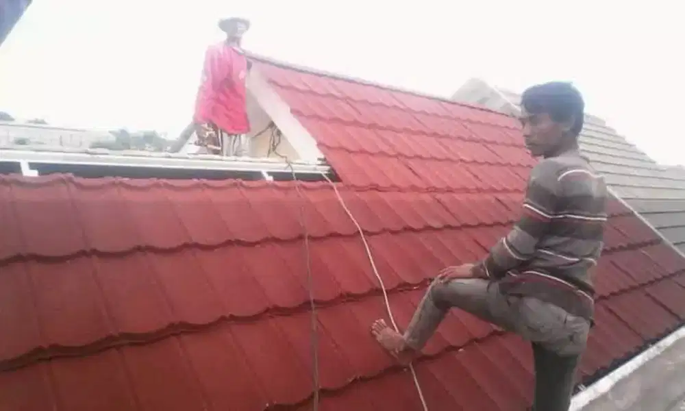 tukang perbaikan bangunan