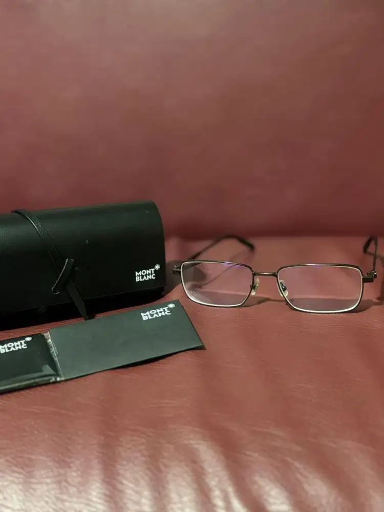 JUAL RUGI KACAMATA MONTBLANC