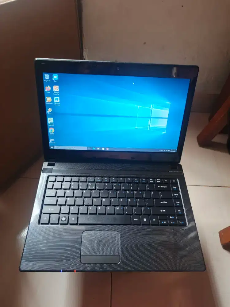 Laptop Acer Core i5 ram 8gb layar 14inch win 10 no minus siap pake